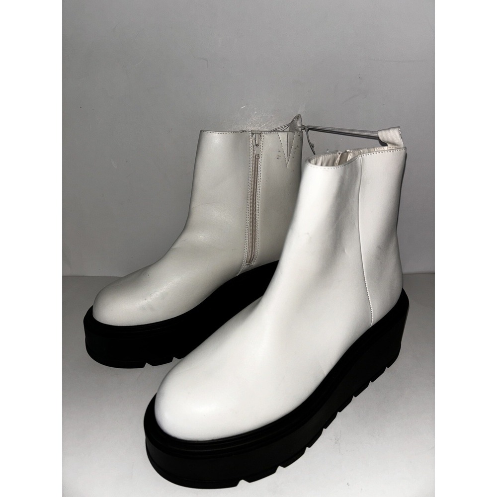 BP Milo Lug Sole Vegan Leather Chunky Platform White Ankle Boots Women 9.5